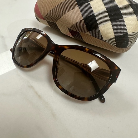 BURBERRY leopard polarized sunglasses - Picture 2 of 4